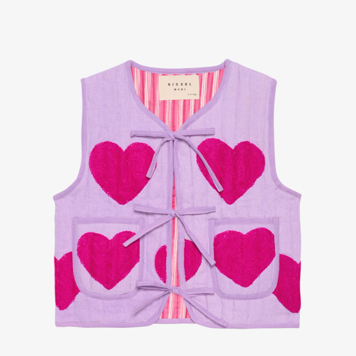 Honey mini quilted suzani vest pink hearts Sissel eldelbo voorzijde.