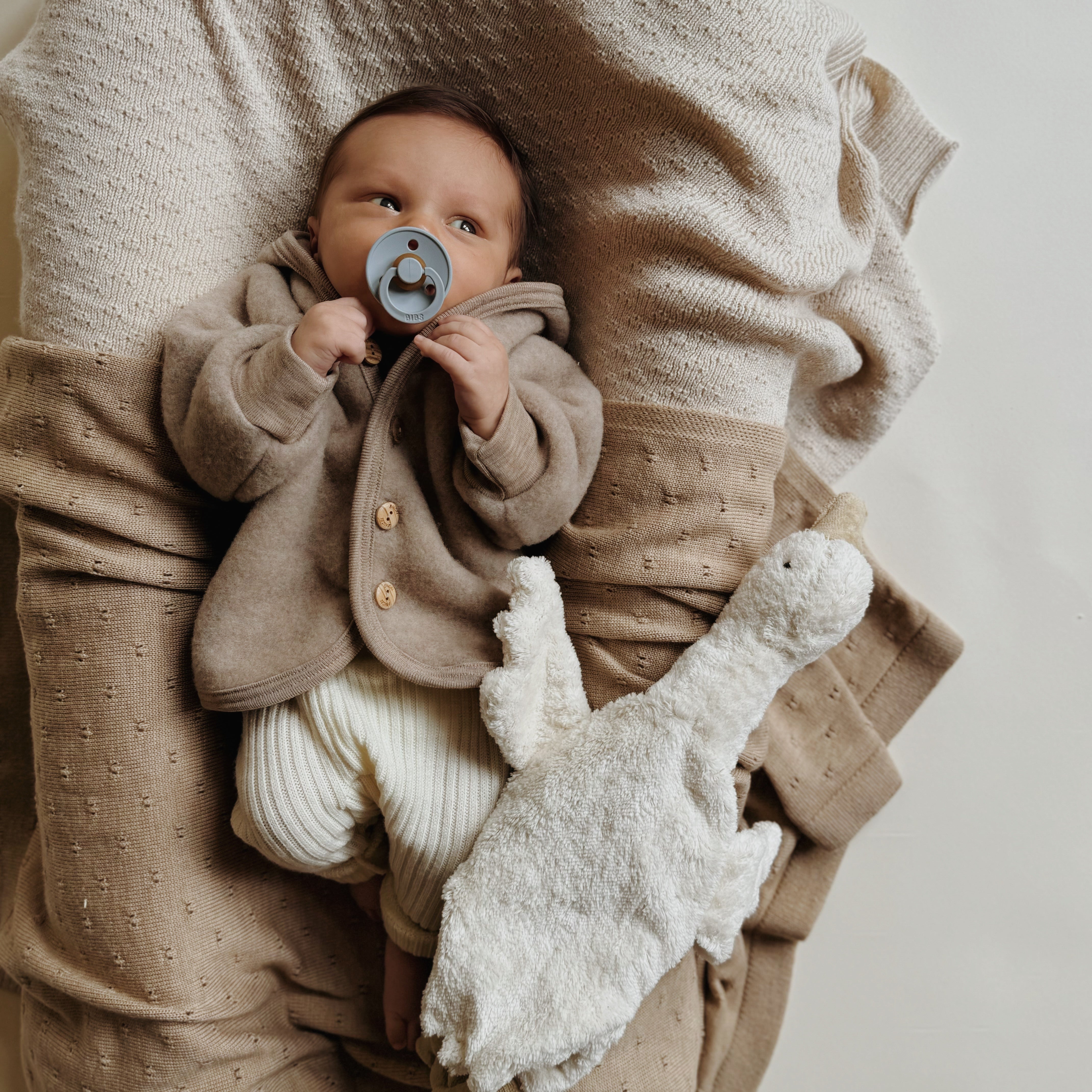 wollen jasje voor babys en kinderen lifestyle